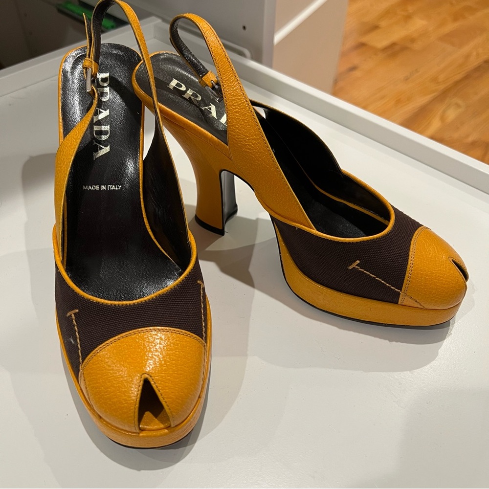 ✨Prada Yellow/Brown Peep Toe Slingback Heels ✨